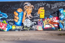 saint-louis-flood-wall-graffiti-3-small